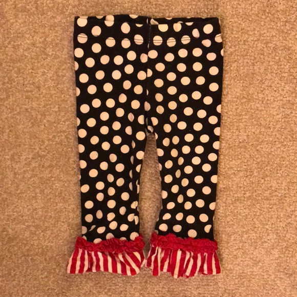 Christmas Santa Leggings and Top - Picture 3 of 3